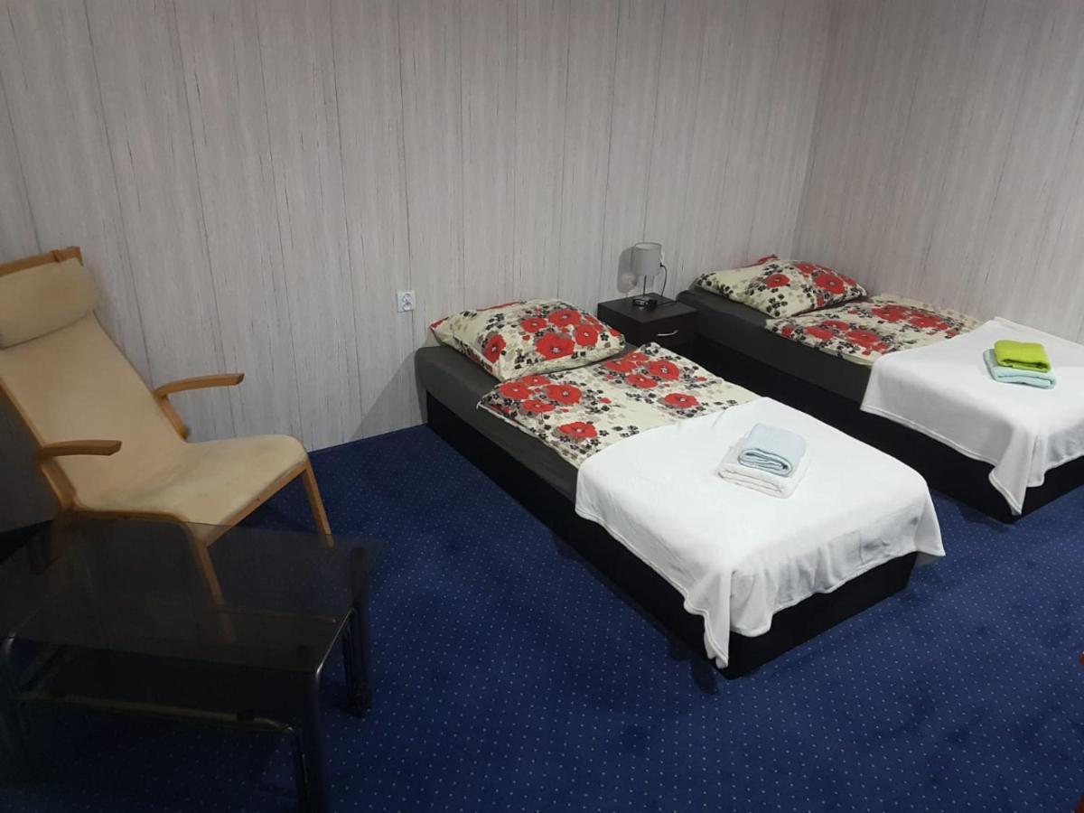 Hotel H-Odra Nowa Sol Exteriér fotografie