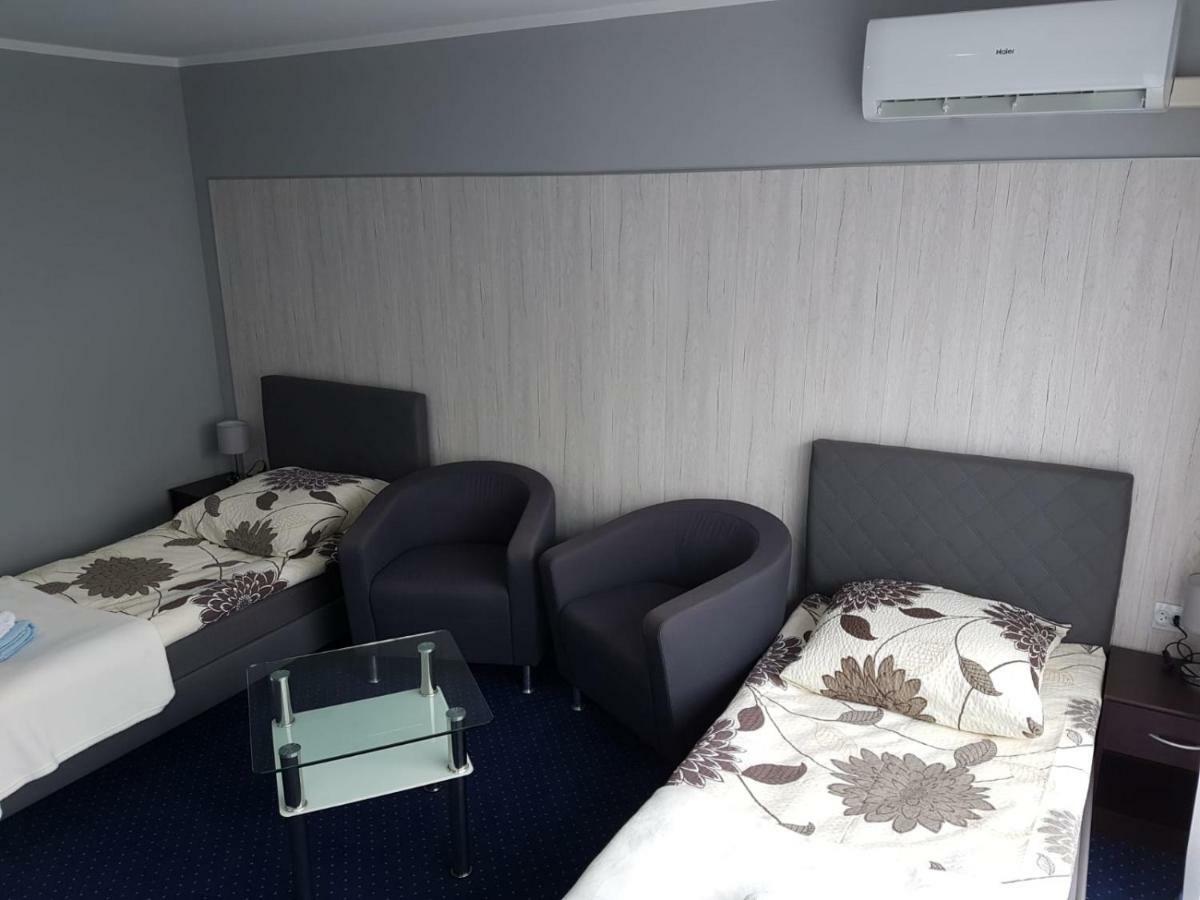 Hotel H-Odra Nowa Sol Exteriér fotografie